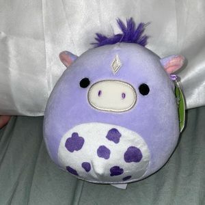 BNWT 5 inch squishmallow: Meadow the horse